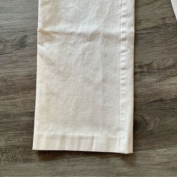 Chico's Slimming Straight Leg Side Zip Women's Professional Cropped Pant Ivory - Picture 9 of 9